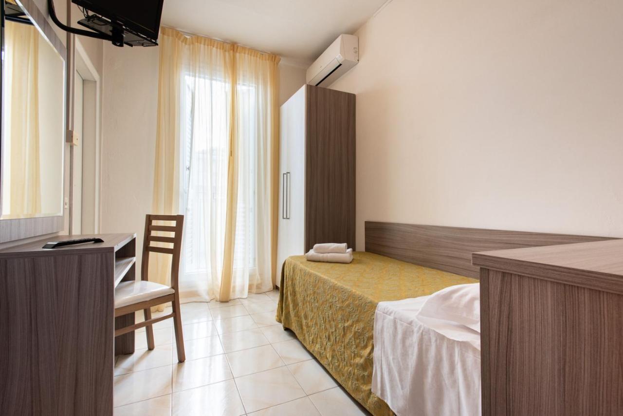 Hotel Consul - Family Hotel Riccione Eksteriør billede